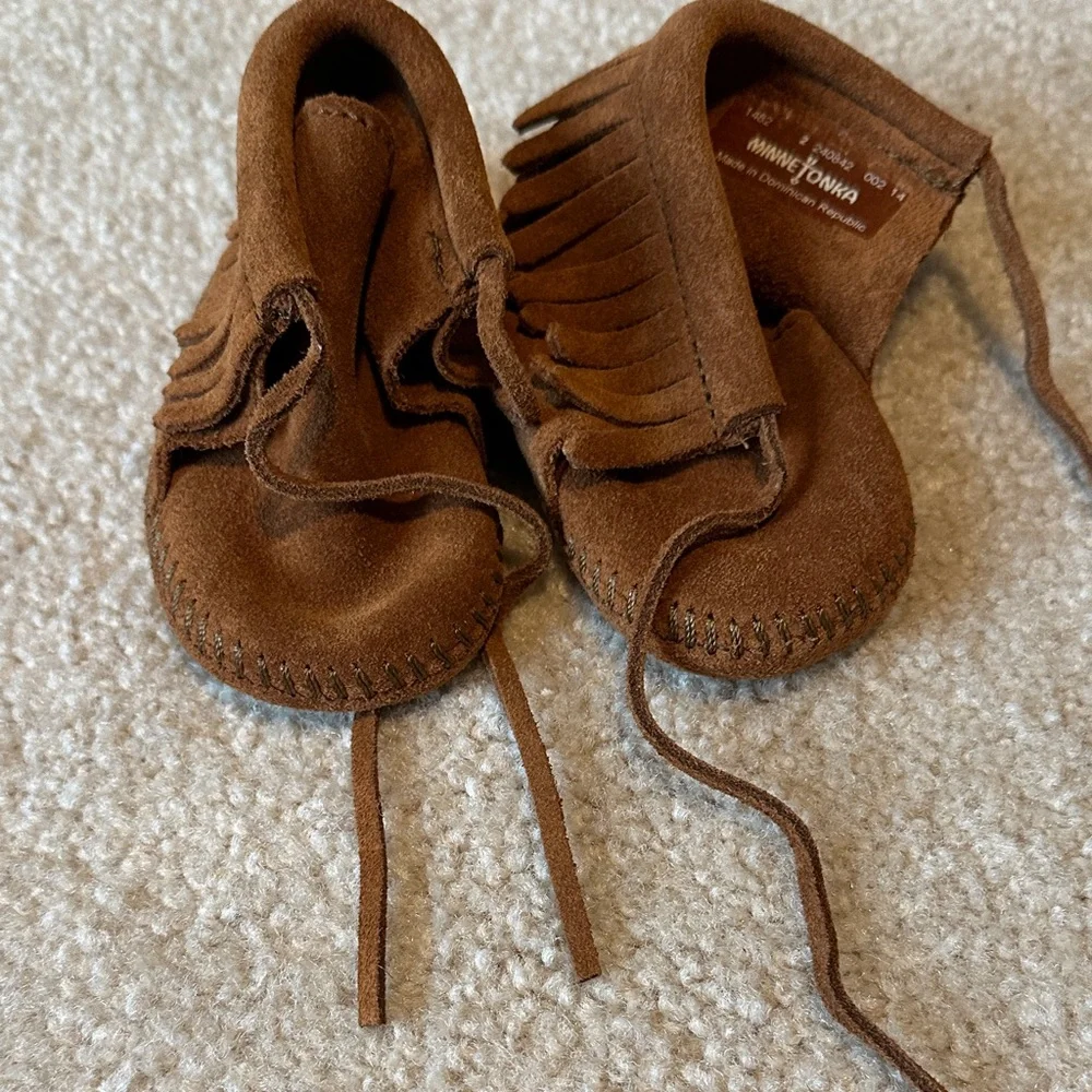 Minnetonka Brown Baby Moccasins with Fringe
